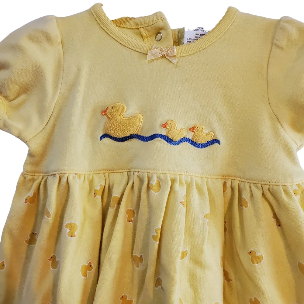 Bundle Of Two Baby Girl Dress And Top Sizes 6-9M‎ And 24M